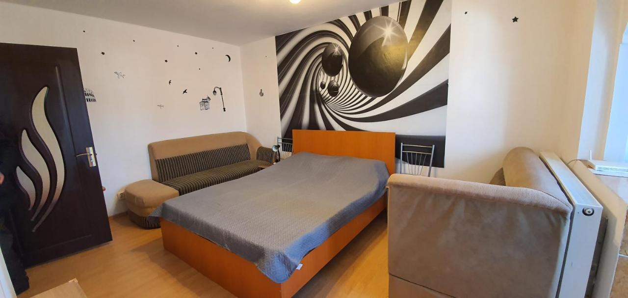 Garsoniera Horezu Apartamento Exterior foto
