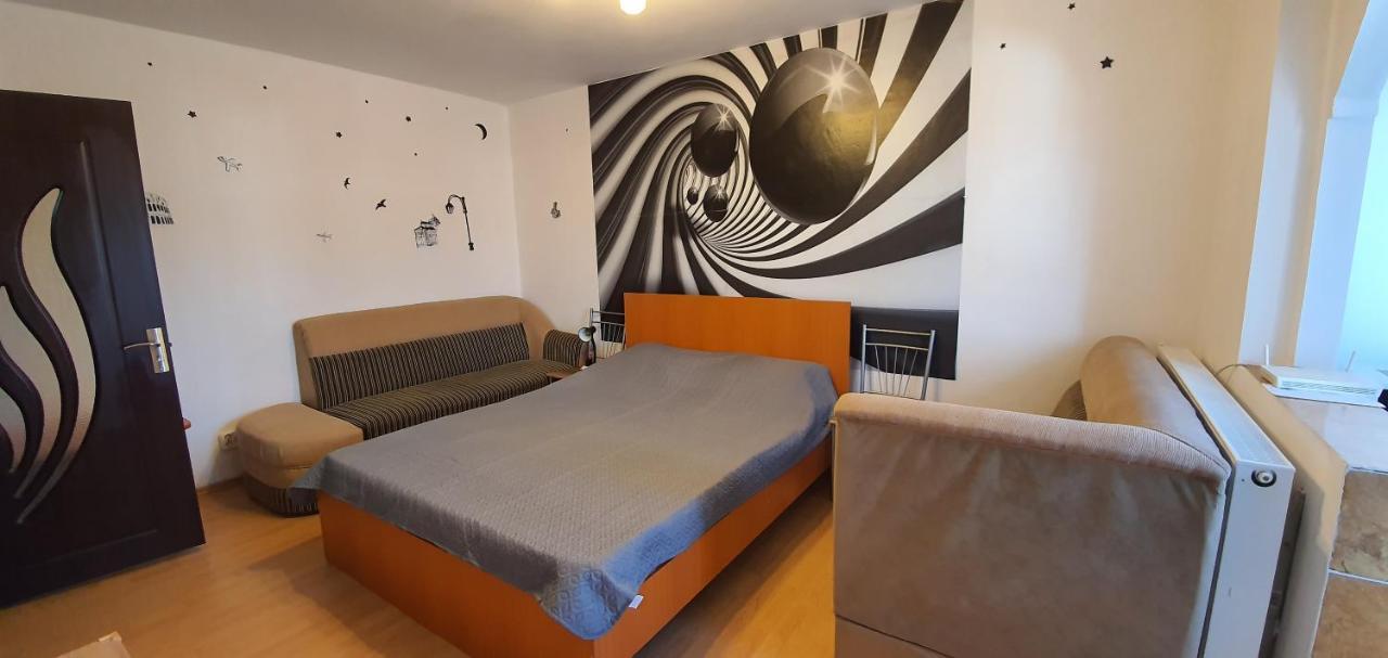 Garsoniera Horezu Apartamento Exterior foto