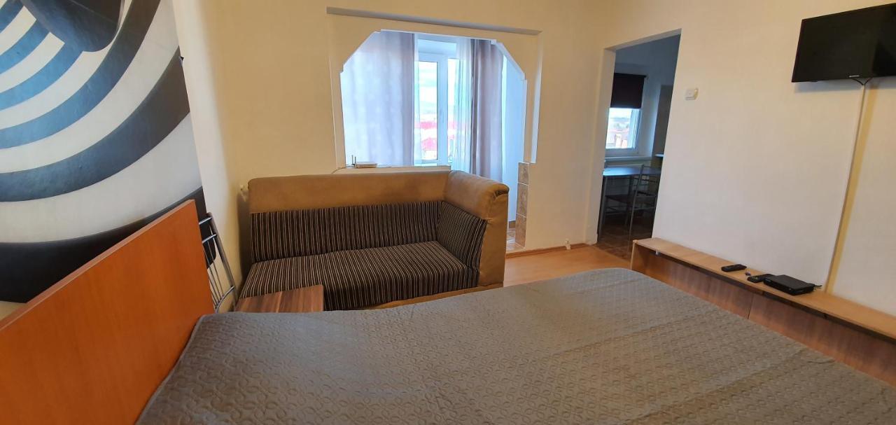 Garsoniera Horezu Apartamento Exterior foto